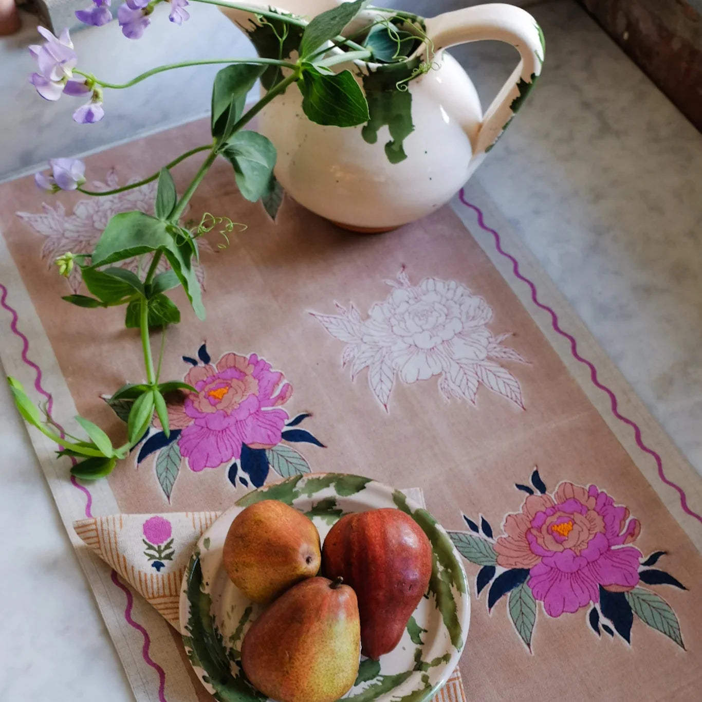 Chemin de table Babita fuchsia