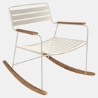 Chaise à bascule surprenante