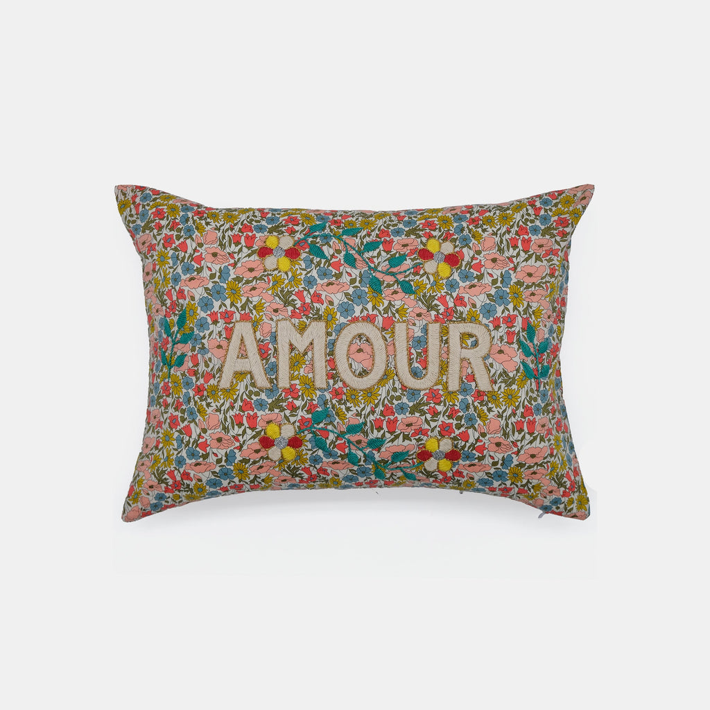 Coussin lombaire brodé multi-couleurs Amour
