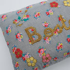 Coussin lombaire brodé à rayures Boston