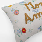 Coussin lombaire brodé blanc Mon Amour