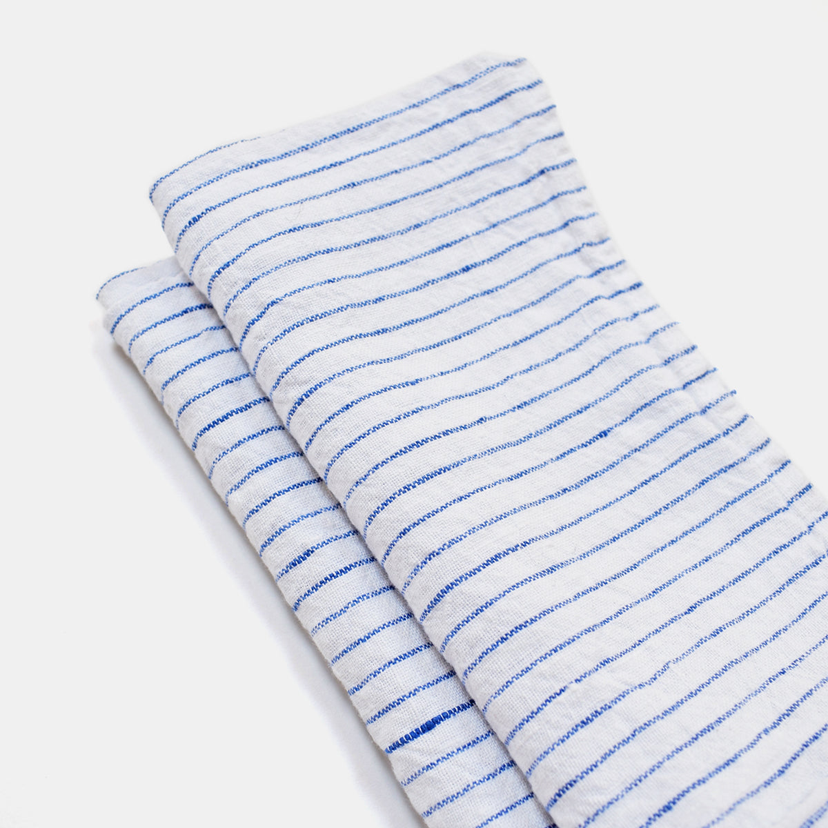 Serviette en lin à rayures bleu atlantique