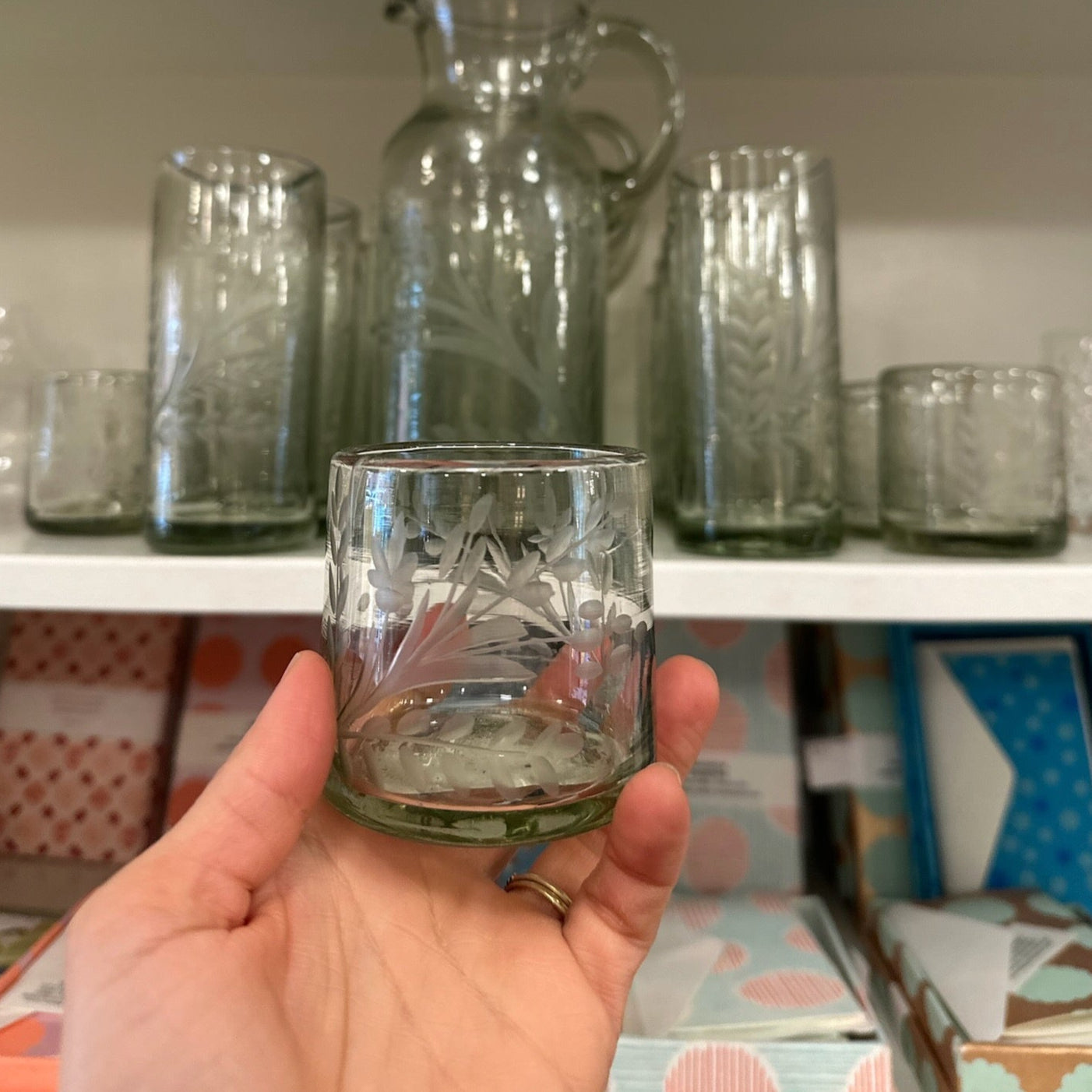 Verre gravé à la main en bref