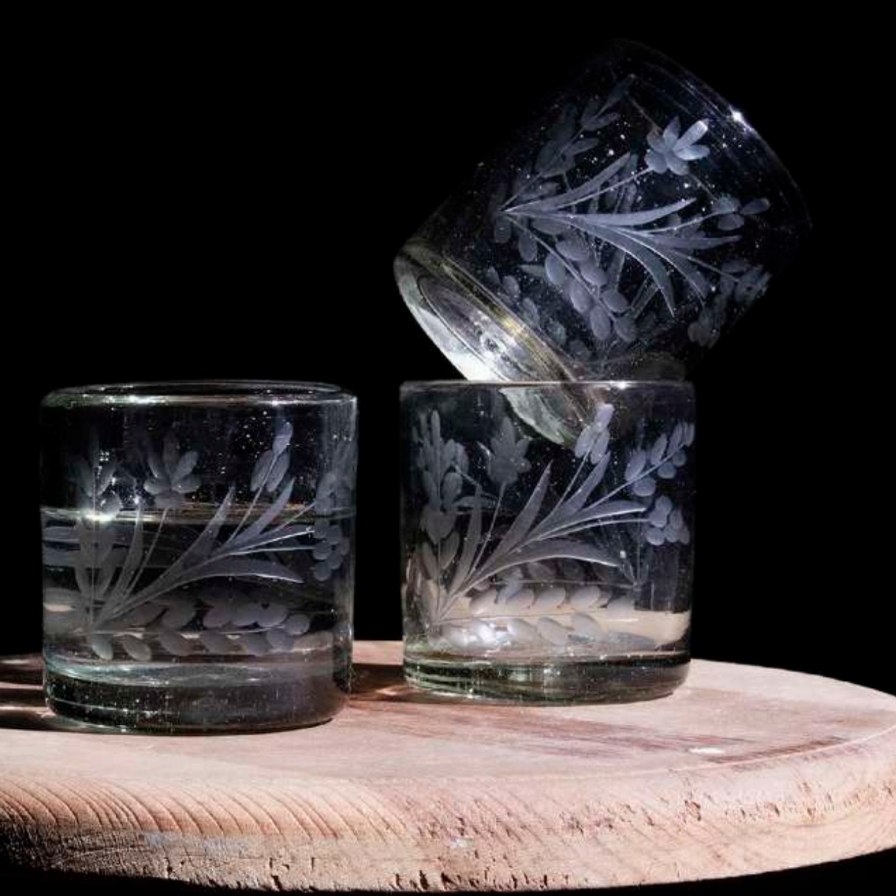 Verre gravé à la main en bref