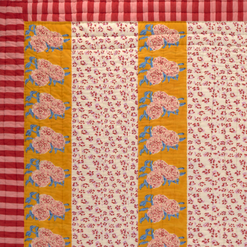 Couette dorée à rayures léopard