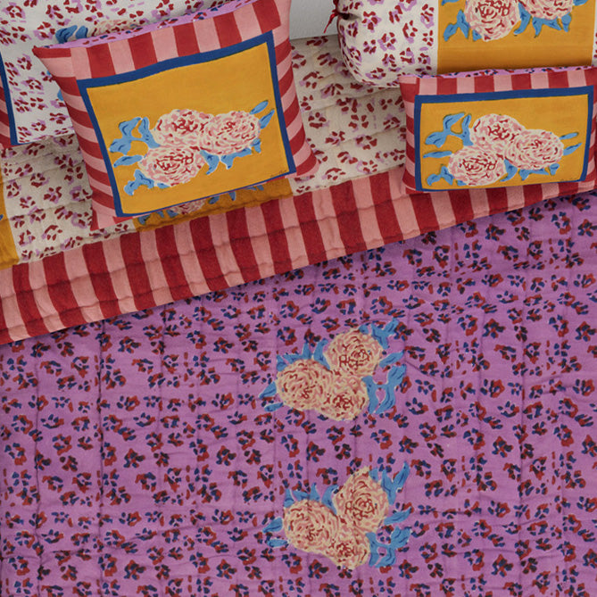 Couette dorée à rayures léopard