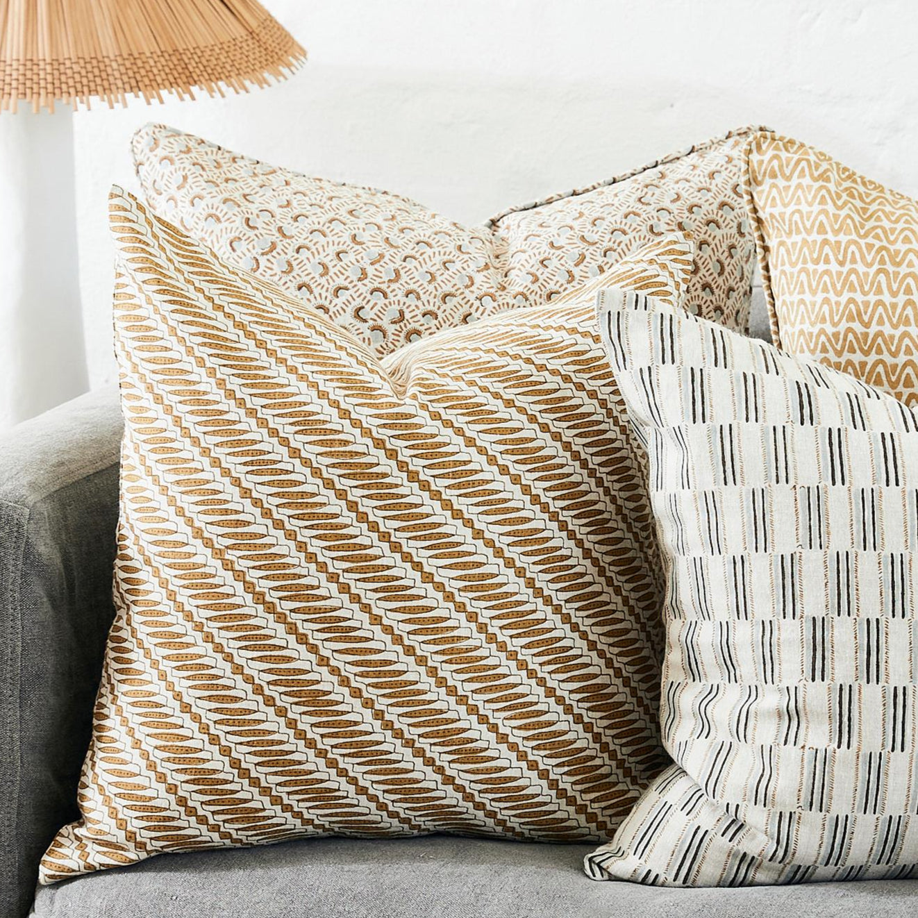 Coussin carré Jakarta Safran