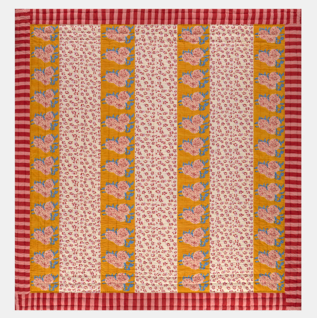 Couette dorée à rayures léopard